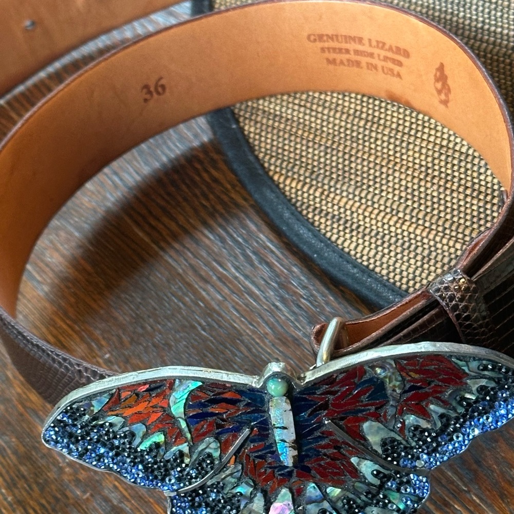 Brown Leather Belt with Butterfly Buckle - Picture 2 of 4